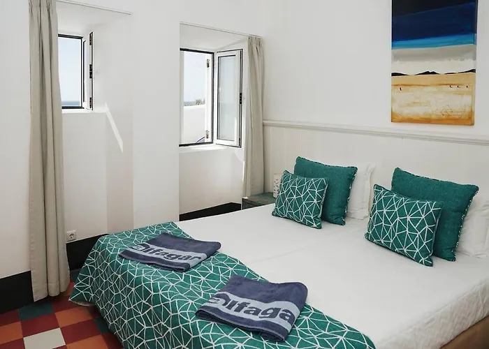 Breathtaking Beachfront House Ferienhaus