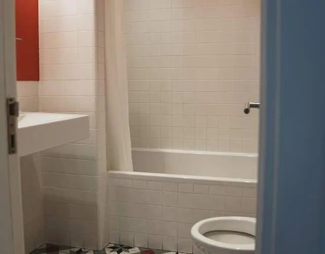 Breathtaking Beachfront House Албуфейра